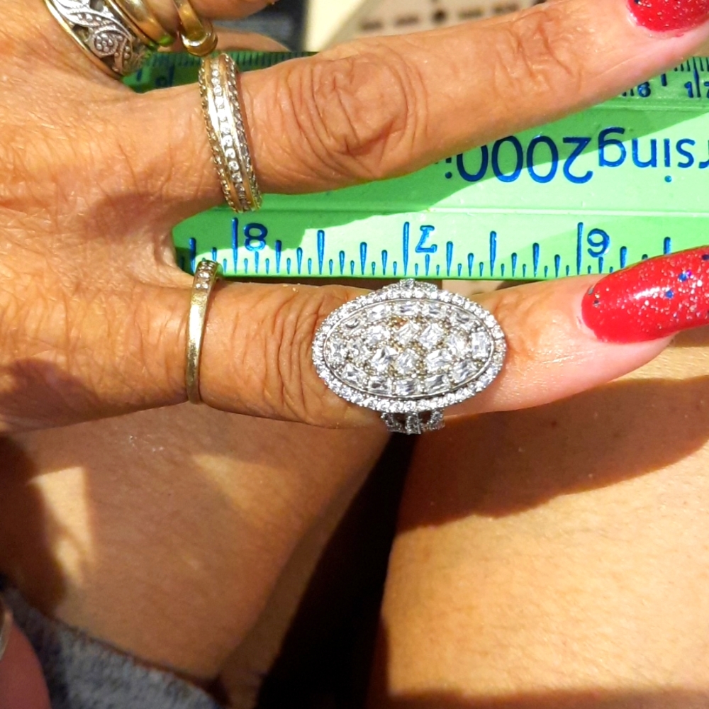 MASSIVE GENUINE STERLING SILVER DIAMONELLE COCKTAIL RING SIZE 6.25